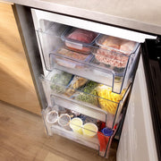 View Cecotec Congelador Vertical Sobremesa 97 L Bolero CoolMarket TF 97 Inox, Clase Energética E, Diseño compacto, Puerta reversible, 3 Cajones, Medidas image 4